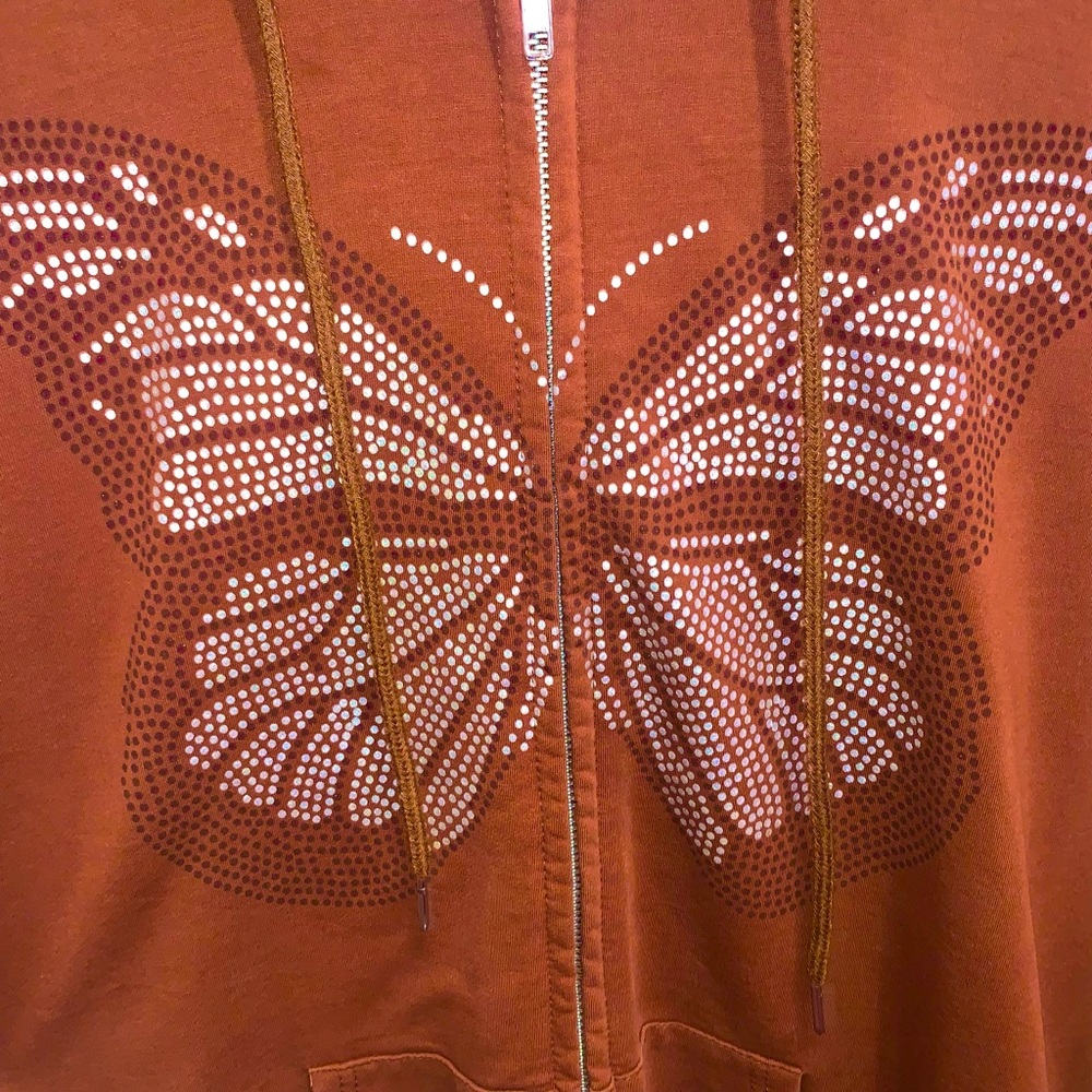 small oversized brown butterfly zip up sweater